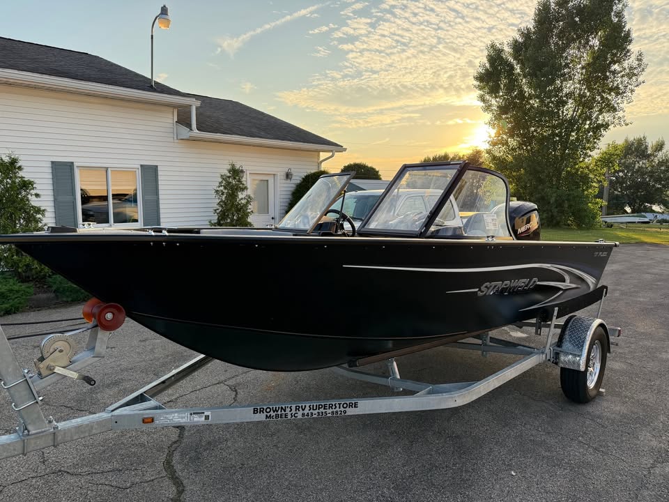 2022 Starweld by Starcraft flex 17